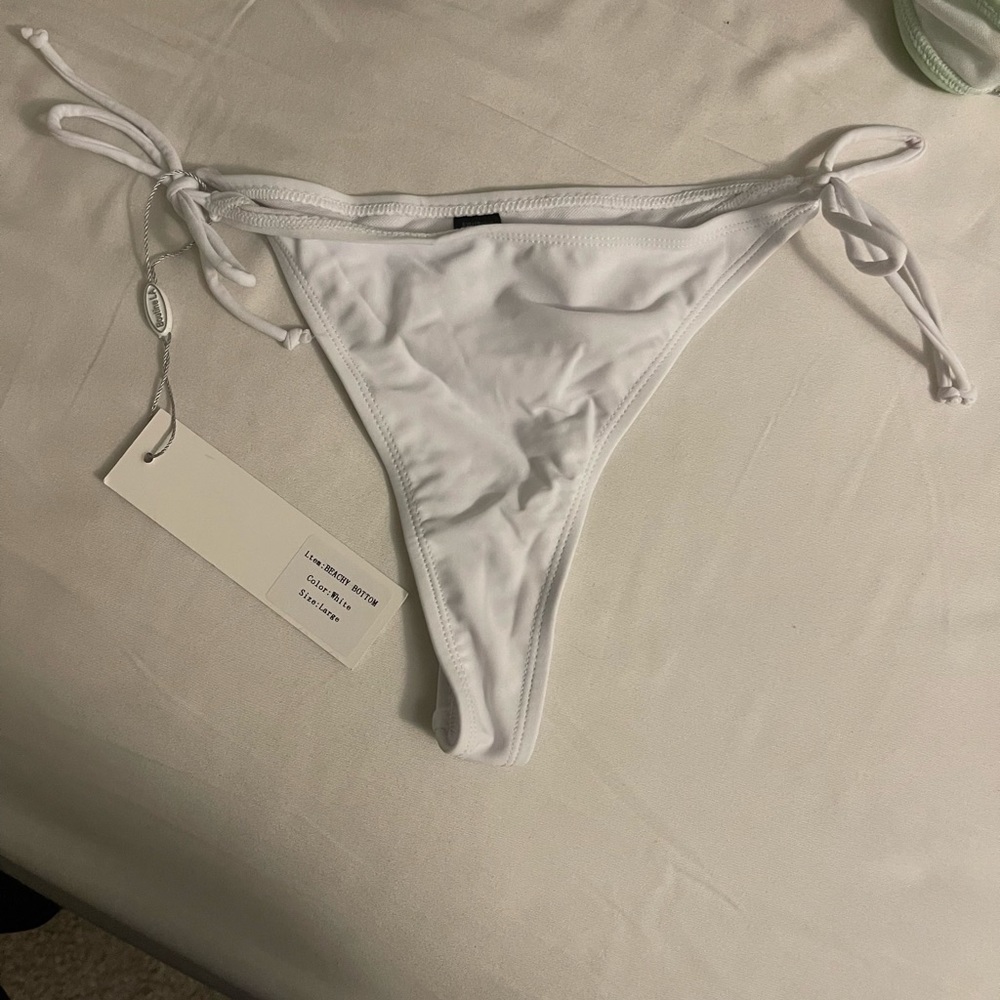Boutine la white new beachy bottom